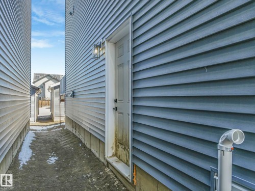 838 Northern Harrier Lane, Edmonton, AB - Outdoor