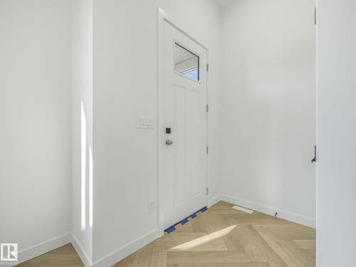 838 Northern Harrier Lane, Edmonton, AB - Indoor Photo Showing Other Room
