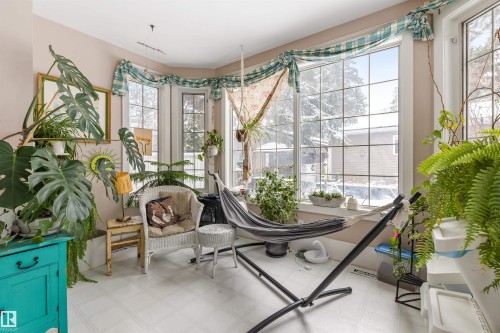 9819 92 Avenue, Edmonton, AB - Indoor