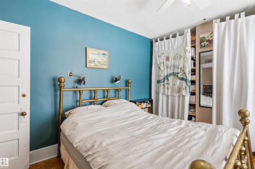 9819 92 Avenue, Edmonton, AB - Indoor Photo Showing Bedroom