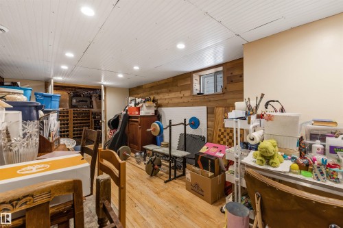 9819 92 Avenue, Edmonton, AB - Indoor