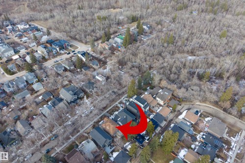 9819 92 Avenue, Edmonton, AB - 