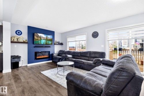 308 42 Avenue, Edmonton, AB - Indoor Photo Showing Living Room With Fireplace