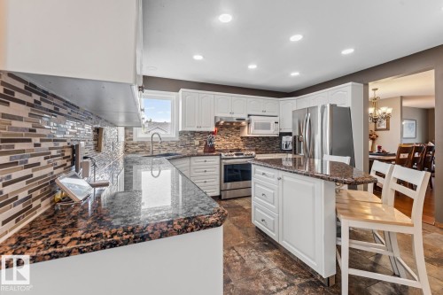 1802 2 Avenue, Cold Lake, AB - Indoor Photo Showing Kitchen With Upgraded Kitchen