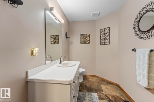 1802 2 Avenue, Cold Lake, AB - Indoor Photo Showing Bathroom