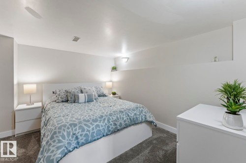 1802 2 Avenue, Cold Lake, AB - Indoor Photo Showing Bedroom