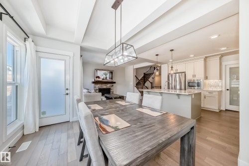 6479 Elston Loop, Edmonton, AB - Indoor