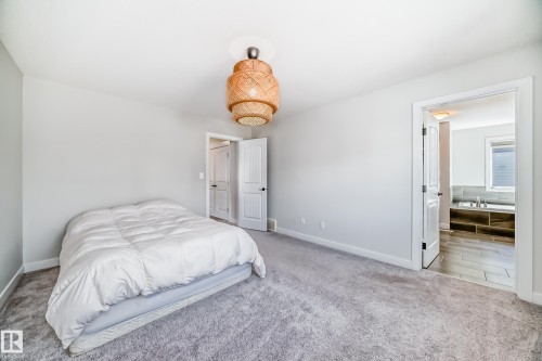 6479 Elston Loop, Edmonton, AB - Indoor Photo Showing Bedroom
