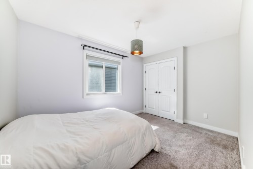 6479 Elston Loop, Edmonton, AB - Indoor Photo Showing Bedroom