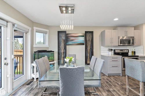16532 140 Street, Edmonton, AB - Indoor Photo Showing Dining Room