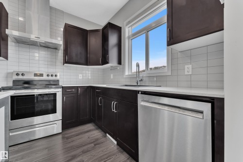 8781 Carson Way, Edmonton, AB - Indoor Photo Showing Kitchen With Stainless Steel Kitchen