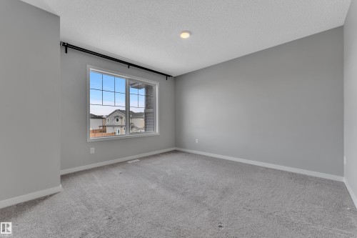 8781 Carson Way, Edmonton, AB - Indoor Photo Showing Other Room