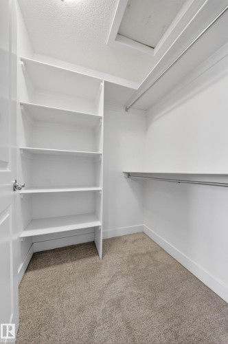 16717 60 Street, Edmonton, AB - Indoor With Storage