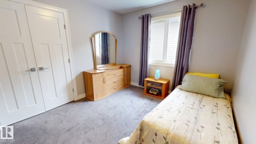 619 Hudson Road, Edmonton, AB - Indoor Photo Showing Bedroom