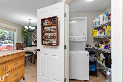 11846 125 Street, Edmonton, AB - Indoor Photo Showing Laundry Room