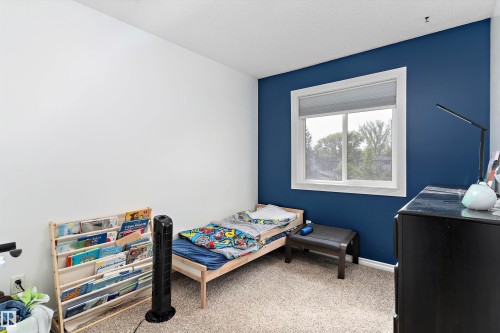 11846 125 Street, Edmonton, AB - Indoor Photo Showing Bedroom