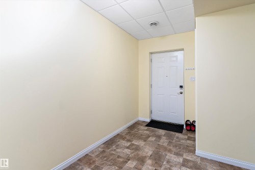 11846 125 Street, Edmonton, AB - Indoor Photo Showing Other Room