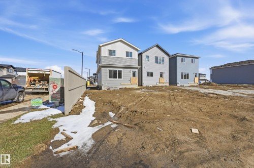 245 Wattle Road, Leduc, AB - Outdoor