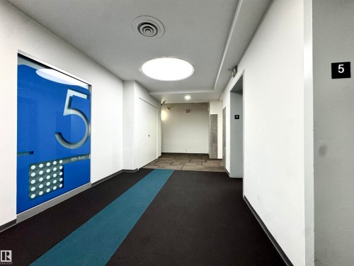 511 10024 Jasper Avenue, Edmonton, AB - Indoor Photo Showing Other Room