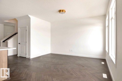 1723 Crossbill Loop, Edmonton, AB - Indoor Photo Showing Other Room
