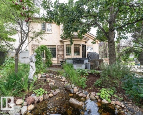160 Carlson Close, Edmonton, AB - Outdoor
