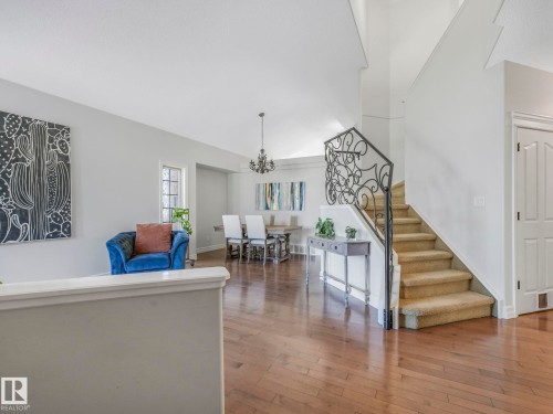 160 Carlson Close, Edmonton, AB - Indoor Photo Showing Other Room
