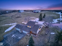 301 52471 RGE ROAD 223 Rural Strathcona County, AB T8A 4P9