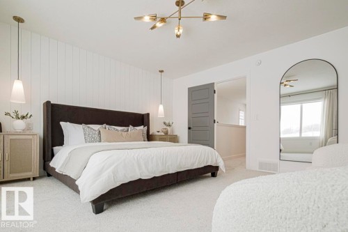 5921 Raven Crescent, Edmonton, AB - Indoor Photo Showing Bedroom