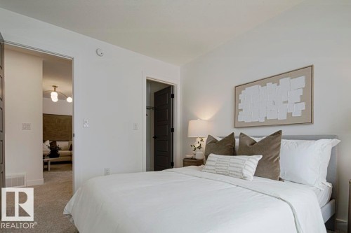 5921 Raven Crescent, Edmonton, AB - Indoor Photo Showing Bedroom