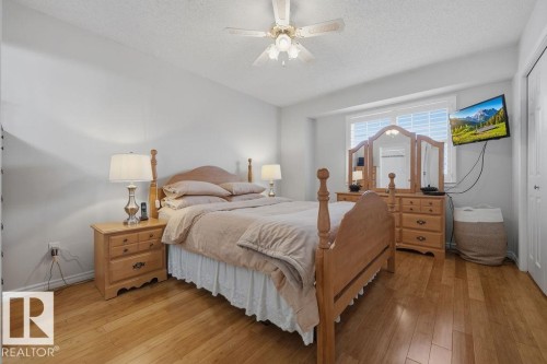 17624 96 Avenue, Edmonton, AB - Indoor Photo Showing Bedroom