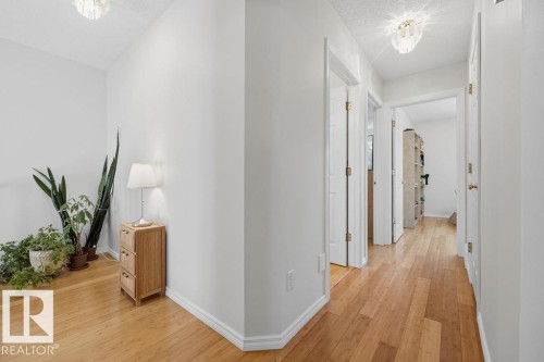 17624 96 Avenue, Edmonton, AB - Indoor Photo Showing Other Room