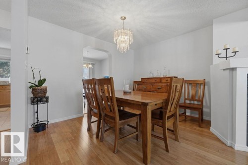 17624 96 Avenue, Edmonton, AB - Indoor Photo Showing Dining Room