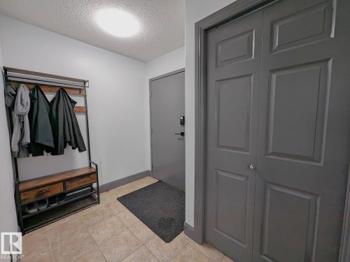324 13111 140 Avenue, Edmonton, AB - Indoor Photo Showing Other Room