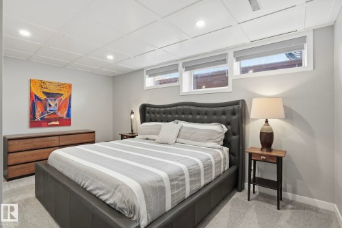 13904 86 Avenue, Edmonton, AB - Indoor Photo Showing Bedroom