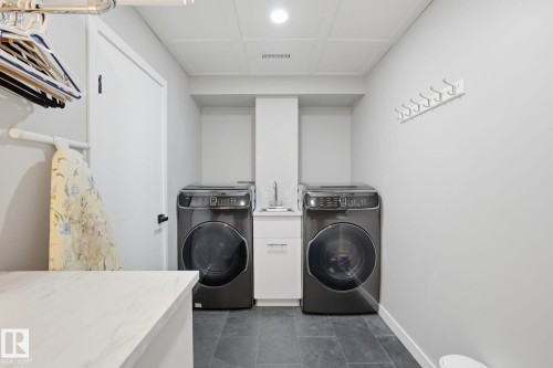 13904 86 Avenue, Edmonton, AB - Indoor Photo Showing Laundry Room
