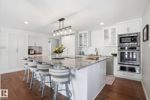 13904 86 Avenue, Edmonton, AB - Indoor