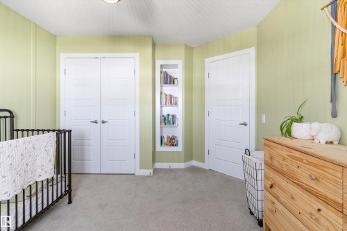 8355 Ellis Crescent, Edmonton, AB - Indoor