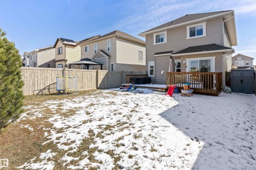 8355 Ellis Crescent, Edmonton, AB - Outdoor