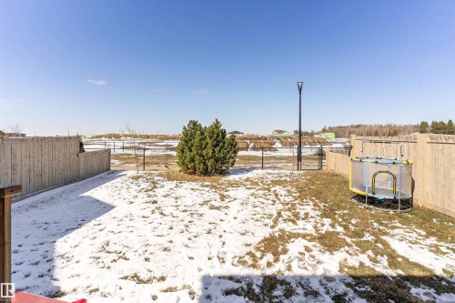 8355 Ellis Crescent, Edmonton, AB - Outdoor