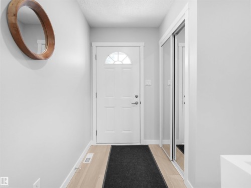 1164 Knottwood Road E, Edmonton, AB - Indoor Photo Showing Other Room