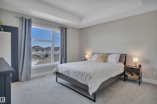 921 Berg Place, Leduc, AB - Indoor Photo Showing Bedroom