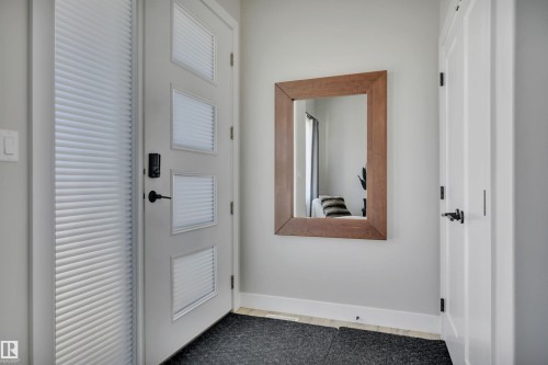 921 Berg Place, Leduc, AB - Indoor Photo Showing Other Room
