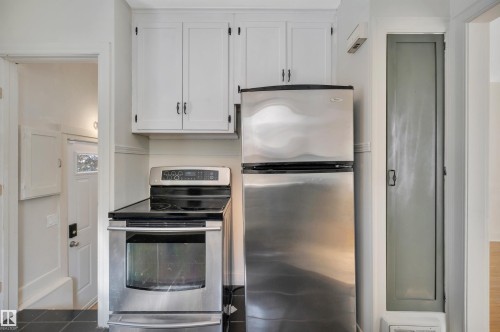 11608 91 Street, Edmonton, AB - Indoor Photo Showing Kitchen