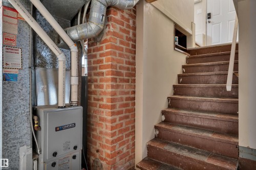 11608 91 Street, Edmonton, AB - Indoor Photo Showing Other Room