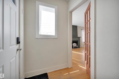11608 91 Street, Edmonton, AB - Indoor Photo Showing Other Room
