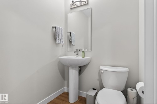 77 Penn Place, Spruce Grove, AB - Indoor Photo Showing Bathroom
