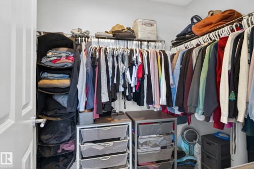 77 Penn Place, Spruce Grove, AB - Indoor With Storage