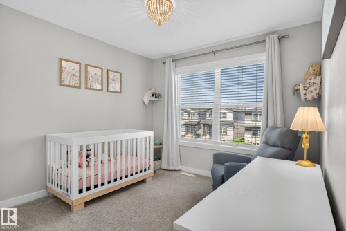 77 Penn Place, Spruce Grove, AB - Indoor Photo Showing Bedroom