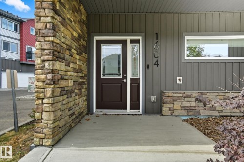 1604 33A Street, Edmonton, AB - Outdoor