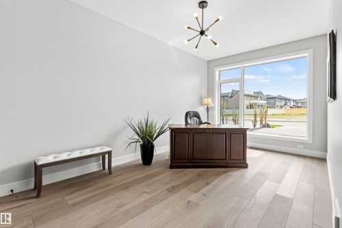 4810 Knight Crescent, Edmonton, AB - Indoor